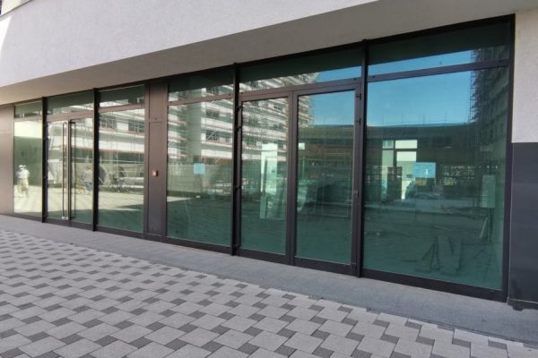 pranje-velikih-staklenih-stijena-bez-tragova